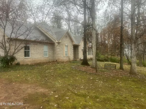 Knoxville, TN 37918,5227 Beverly Oaks DR