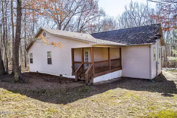 Crossville, TN 38558,107 Ivy LN