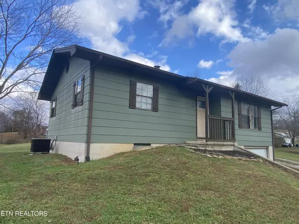 Oneida, TN 37841,332 Slaven LN