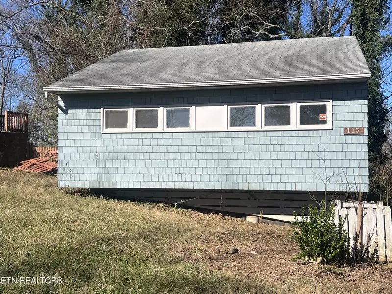 113 Walker LN, Oak Ridge, TN 37830