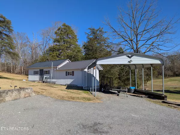 Strawberry Plains, TN 37871,7717 Rosie LN