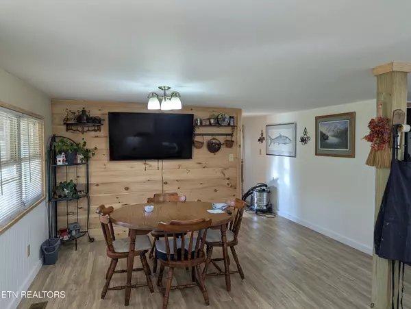 Strawberry Plains, TN 37871,7717 Rosie LN