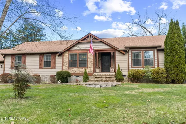 111 Kanott LN, Maynardville, TN 37807