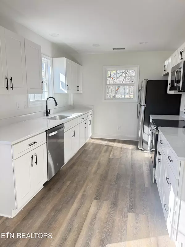 Maryville, TN 37801,101 Ken Lewis WAY