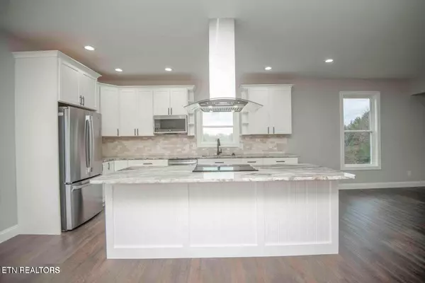 Knoxville, TN 37920,7024 Remagen LN