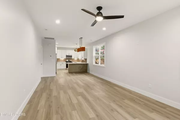 Knoxville, TN 37921,818 Anderson Ave