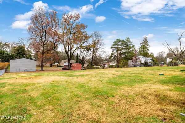 Maryville, TN 37803,2905 Pleasant View Ave