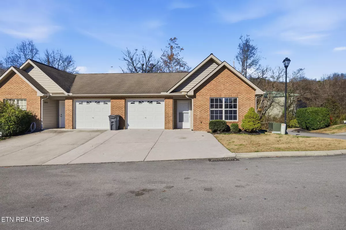 Knoxville, TN 37917,3513 Valley Stream WAY