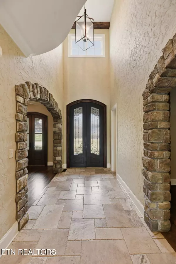 Knoxville, TN 37934,710 Barnsley Rd