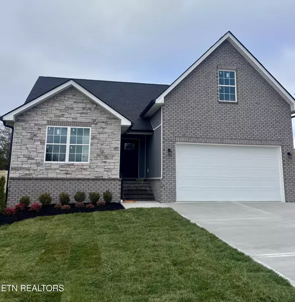 337 Eastland Park DR, Blaine, TN 37709