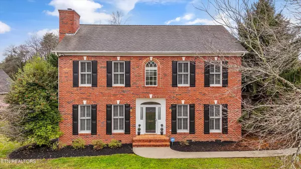 2220 Cross Creek DR, Maryville, TN 37801