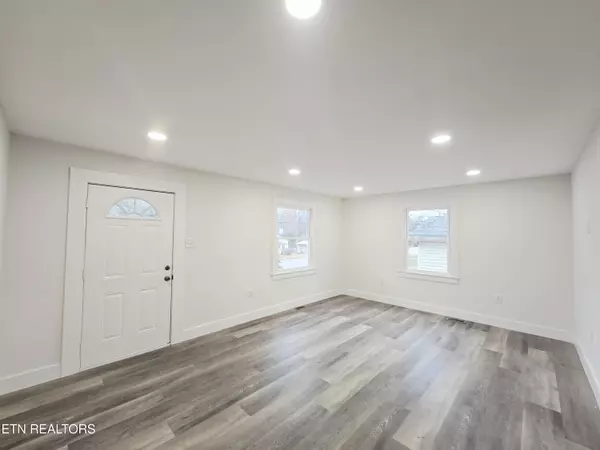 Knoxville, TN 37914,3824 Catalpa Ave