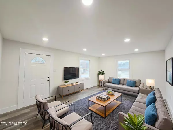 Knoxville, TN 37914,3824 Catalpa Ave