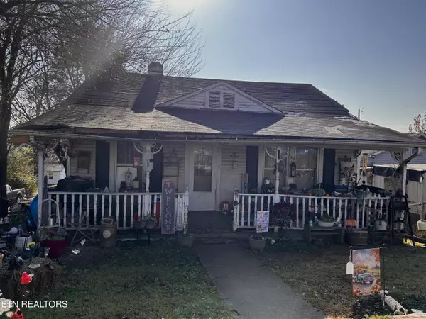 Knoxville, TN 37921,830 Scott Ave