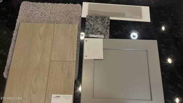 8906 Keenberg LN, Knoxville, TN 37931