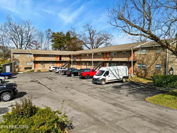 211 Elyria Drive, Knoxville, TN 37912