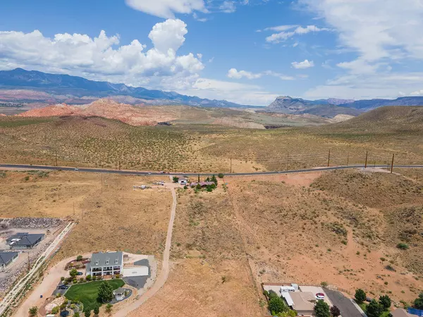 Hurricane, UT 84737,560 N 1380 W