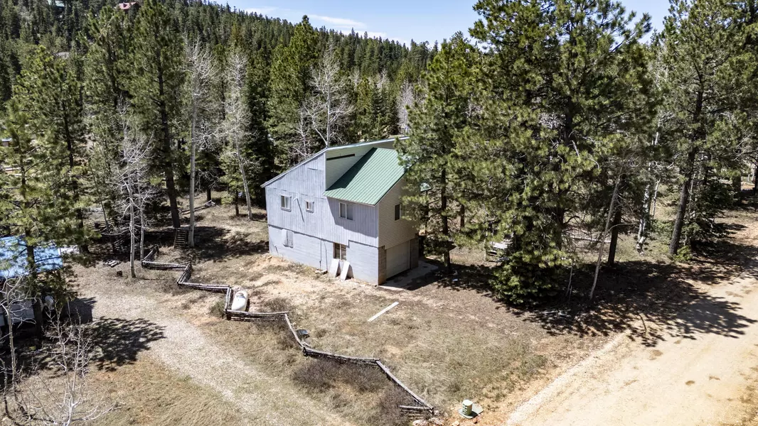 1275 W Artist TRL, Duck Creek Village, UT 84762