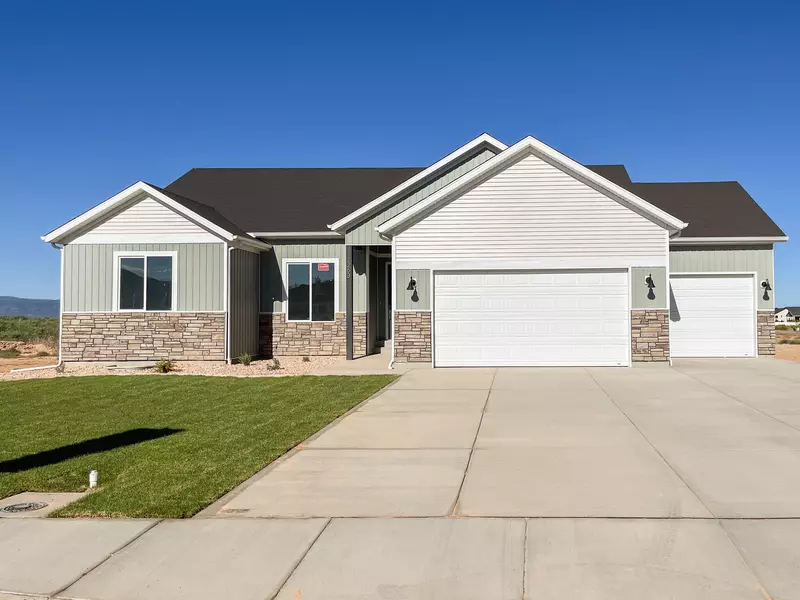 1263 N 3625 W CIR, Cedar City, UT 84721