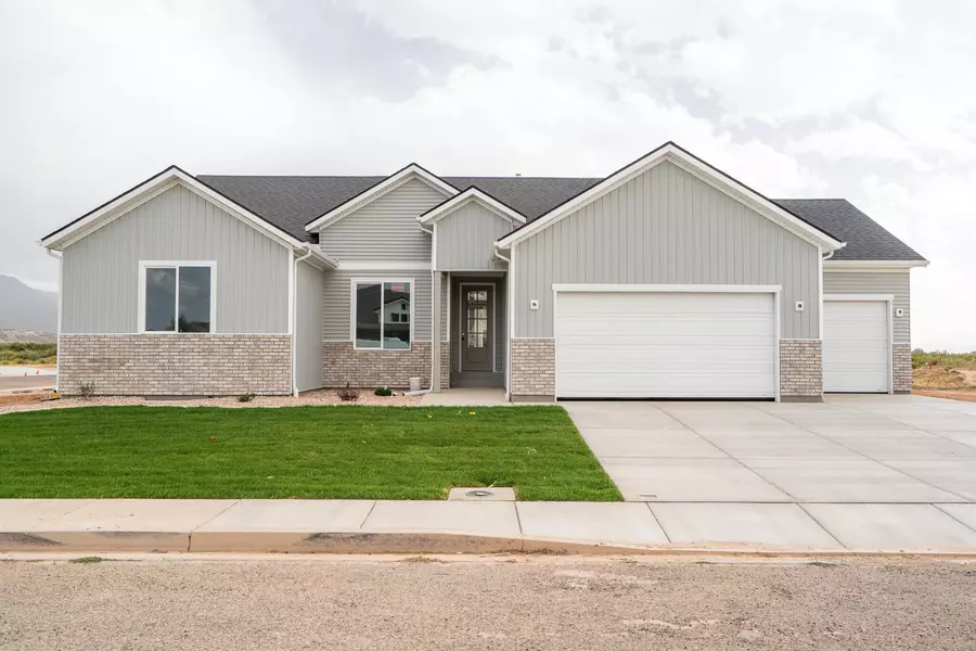 1287 N 3625 W CIR, Cedar City, UT 84721