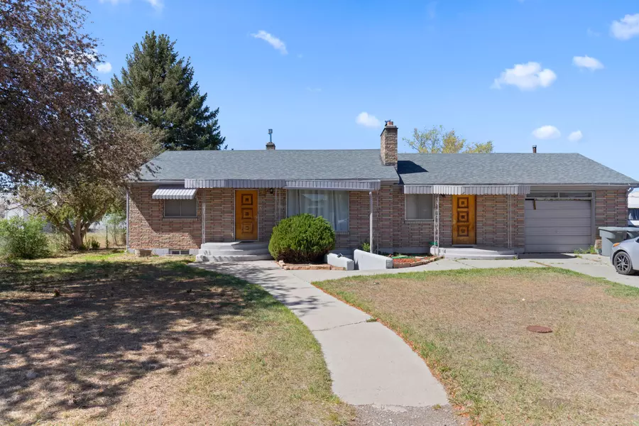 151 E 100 S, Panguitch, UT 84759