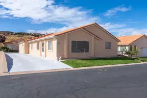 504 E Telegraph  73, Washington, UT 84780