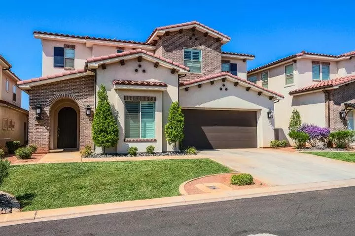 3780 Arcadia DR, Santa Clara, UT 84765