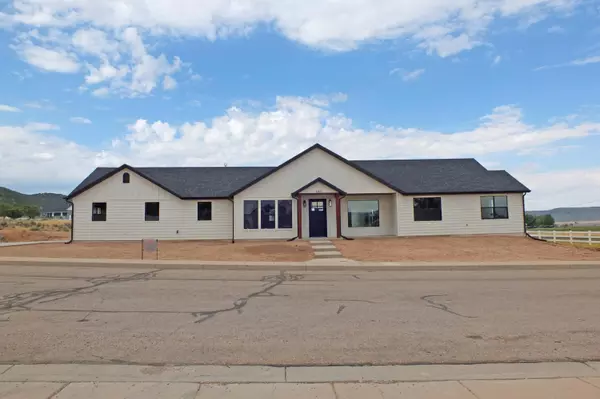 680 S Heritage Hills DR, Parowan, UT 84761