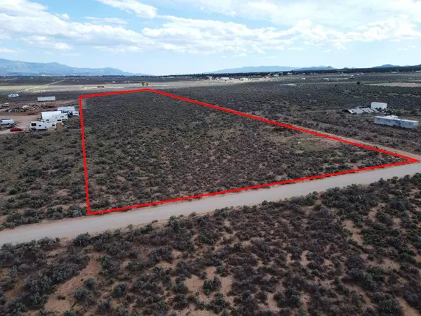 About 6400 N 3900 W, Cedar City, UT 84721