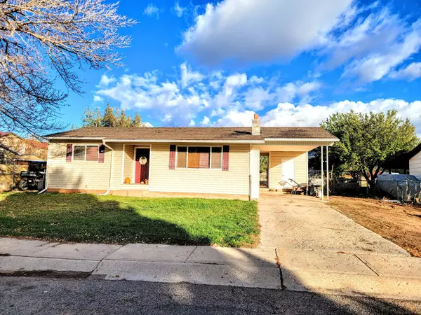 Parowan, UT 84761,273 S 700 W