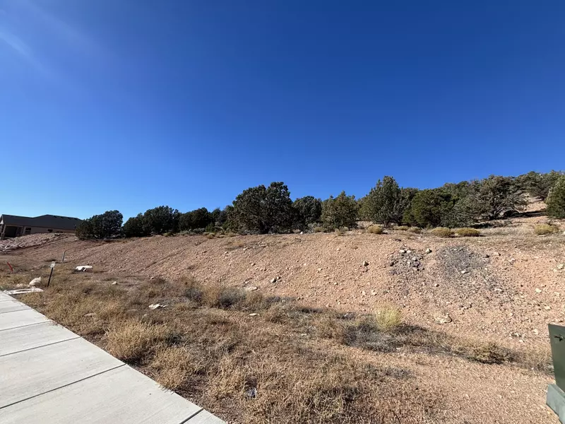 2820 W Rock Ridge RD #4, Cedar City, UT 84720