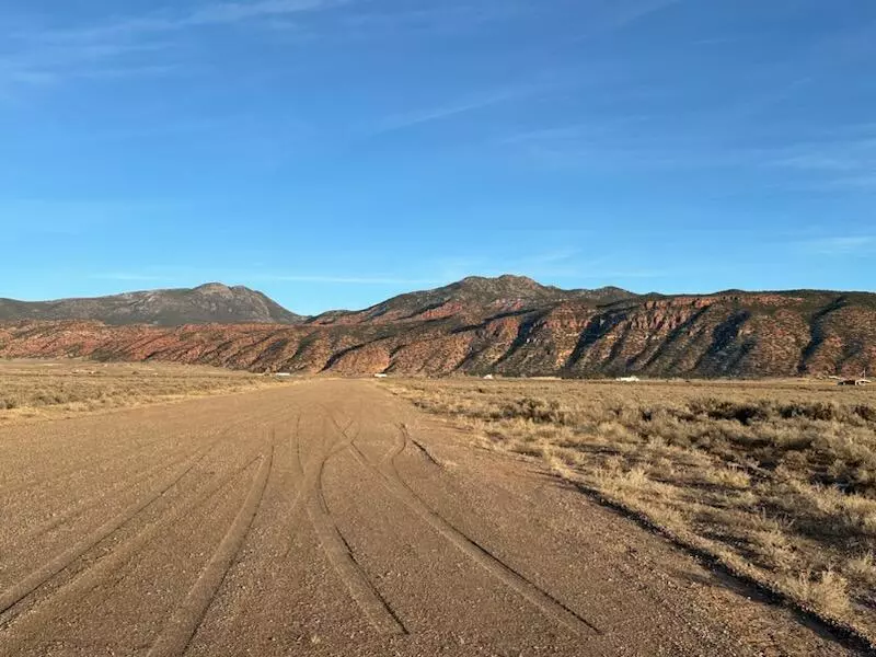 Lot 44 Flying CalUte Rancheros, Paragonah, UT 84760