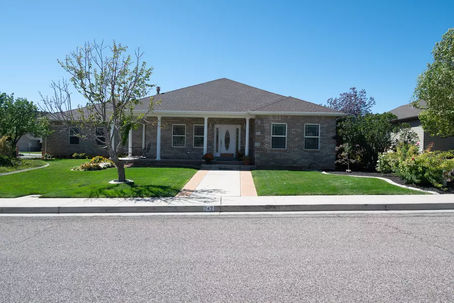 242 S Marble Canyon DR, Cedar City, UT 84720