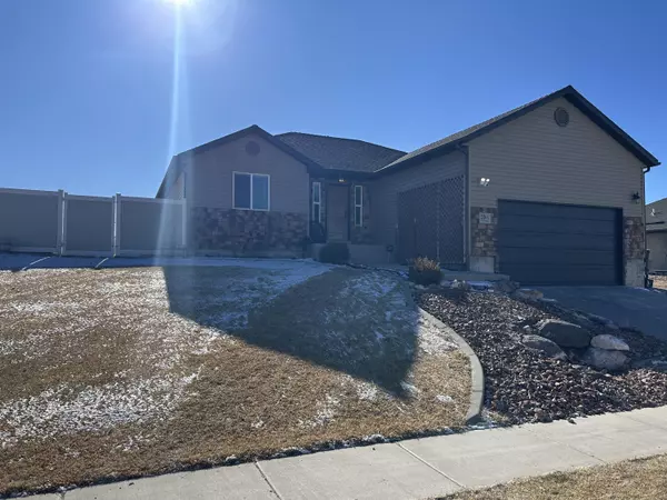 2126 E Ravine RD, Enoch, UT 84721