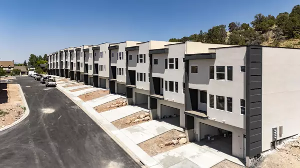 Cedar City, UT 84721,665 E 2015 N Fiddler Cove #DEVELOPED 8 Plex Pads