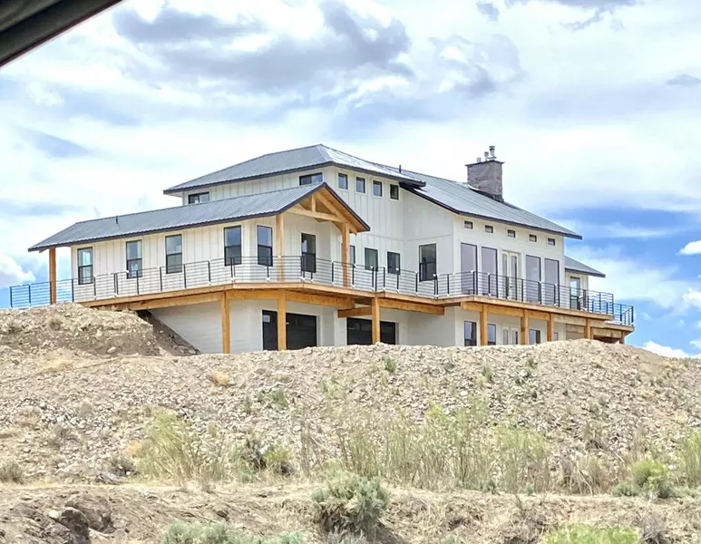 690 N Main ST, Antimony, UT 84712