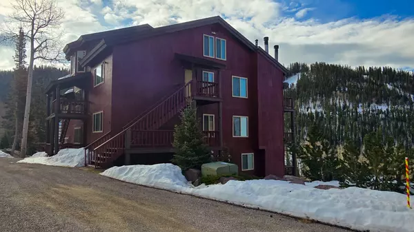 Beaver, UT 84713,150 S WEST VILLAGE CIR #28-E