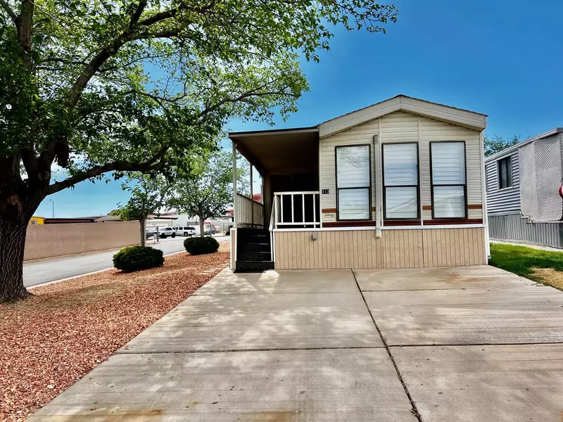 1150 W Red Hills Pkwy ##113, Washington, UT 84780