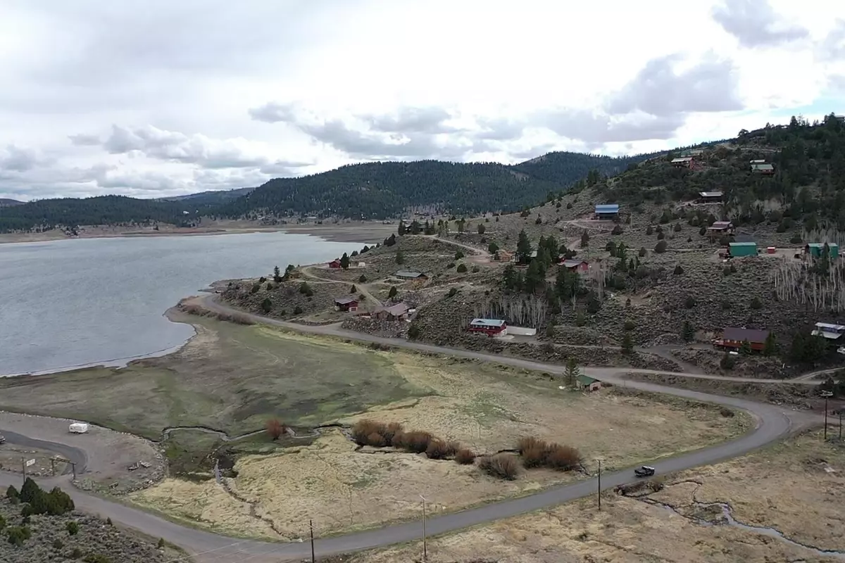 Panguitch Lake, UT 84759,259 N Scenic Drive