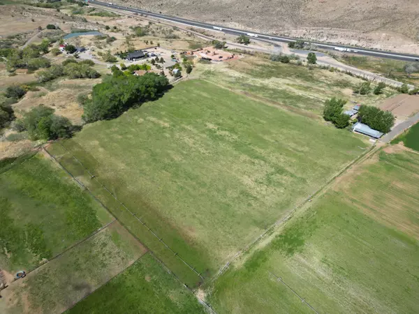 Leeds, UT 84746,Berry LN