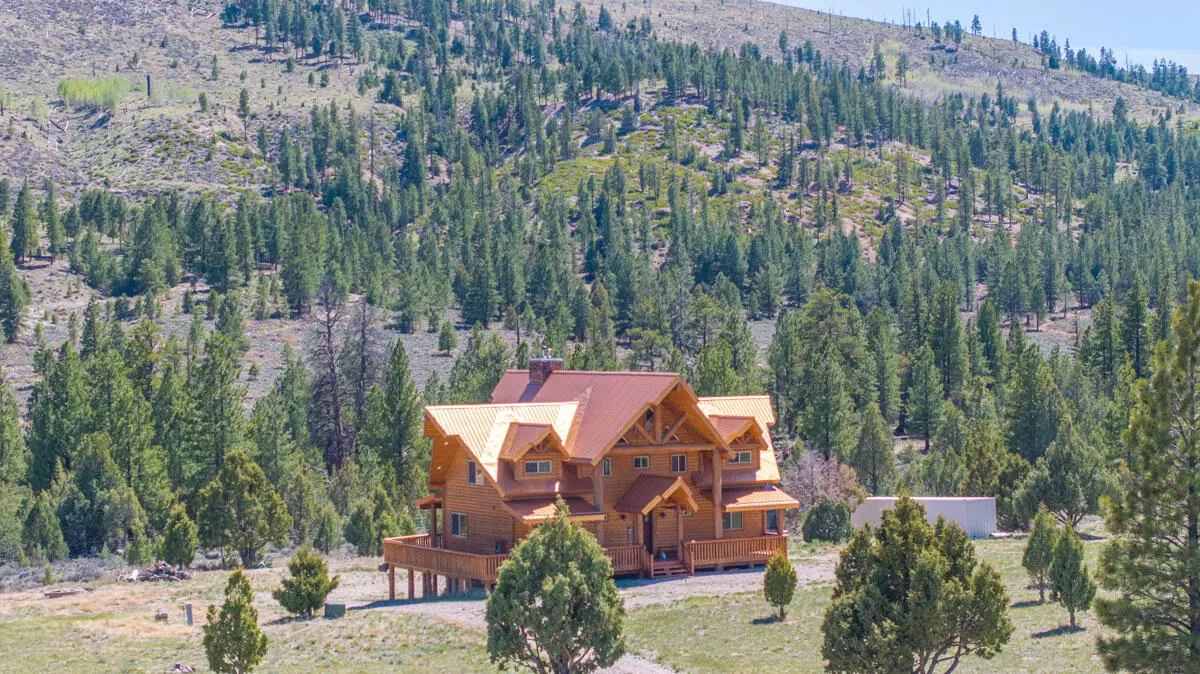 Hatch, UT 84735,4855 W High Country DR