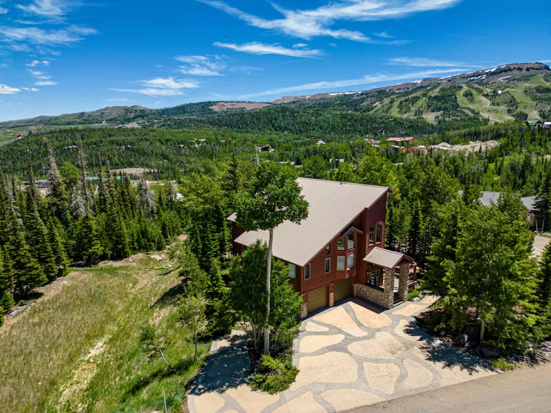 290 N Trails At Navajo Ave #(T@N #16), Brian Head, UT 84719