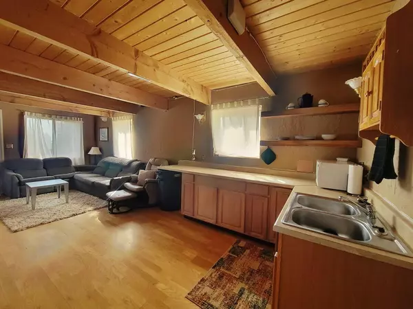 Duck Creek Village, UT 84762,5550 W North Fork RD