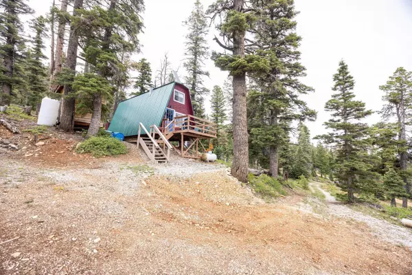 Duck Creek Village, UT 84762,5720/5740 W Zion Vista RD