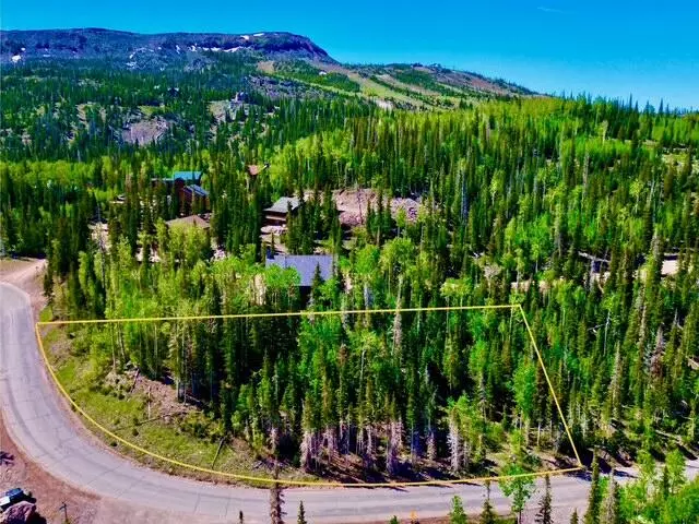518 E Steam Engine DR, Brian Head, UT 84719