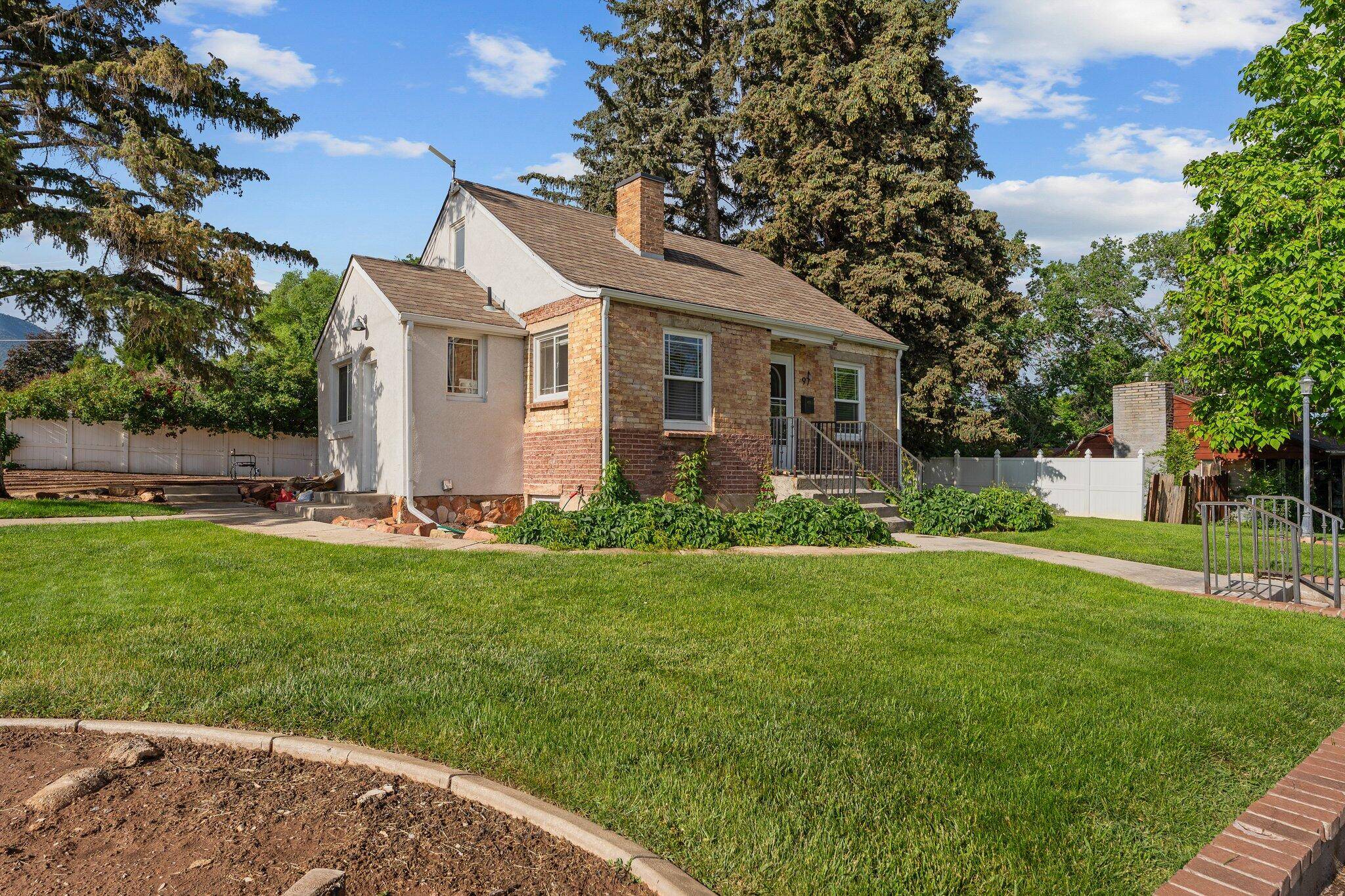 Cedar City, UT 84720,97 W 400 S