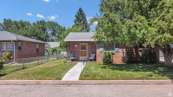 Parowan, UT 84761,82 W Pioneer Ave