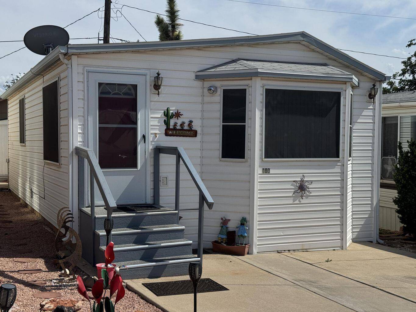1225 N DIXIE DOWNS RD ##100, St George, UT 84770