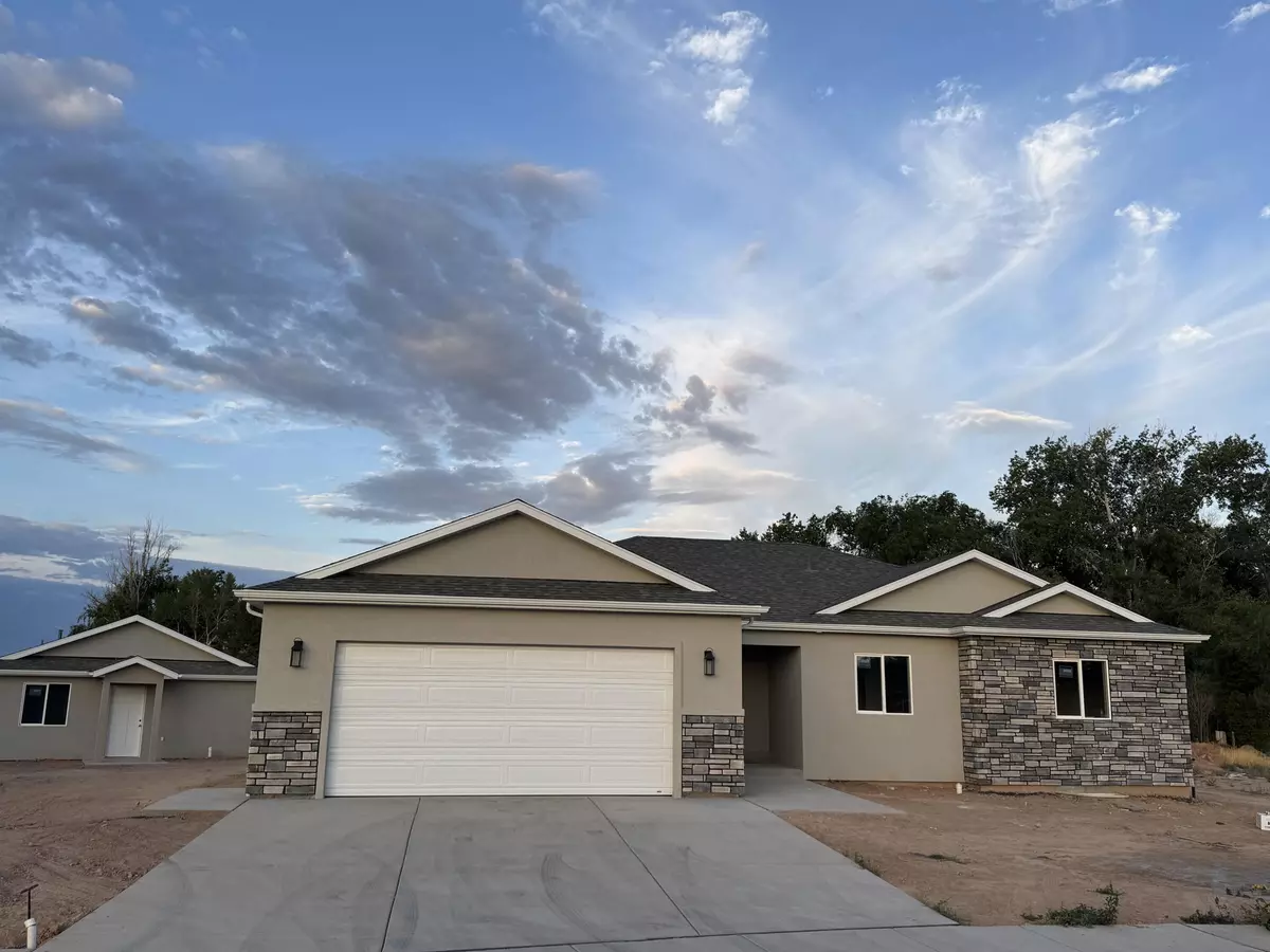 Enoch, UT 84721,3335 N Westward Ave