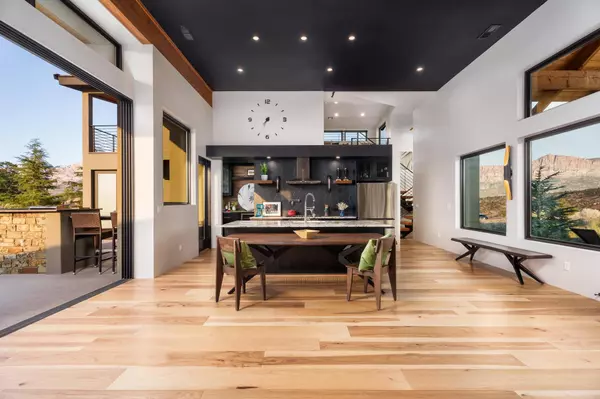 Springdale, UT 84767,2602 CANYON POINT DR